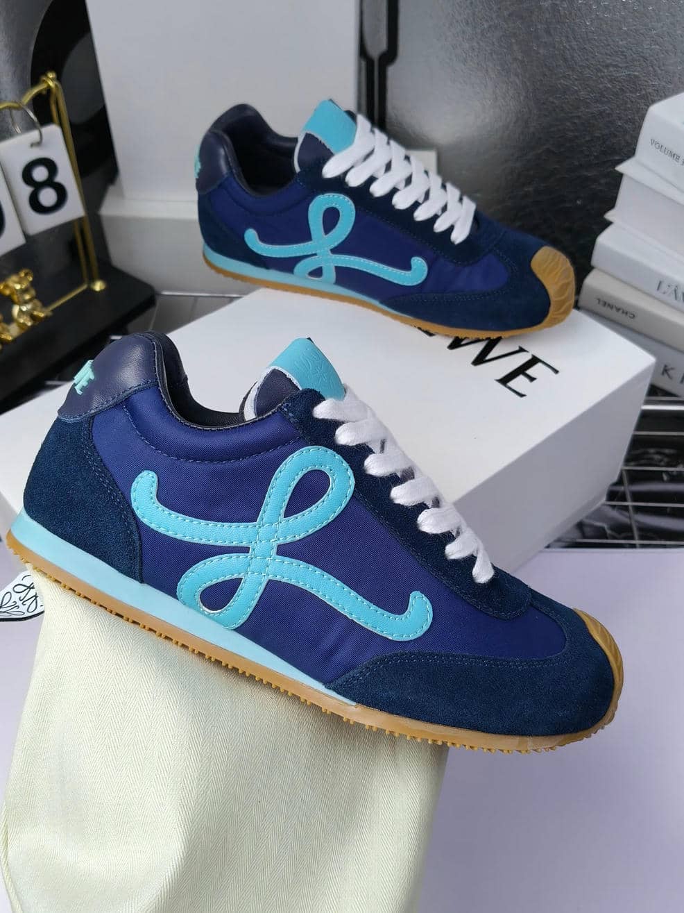 Loewe classic Sneaker 2-0022